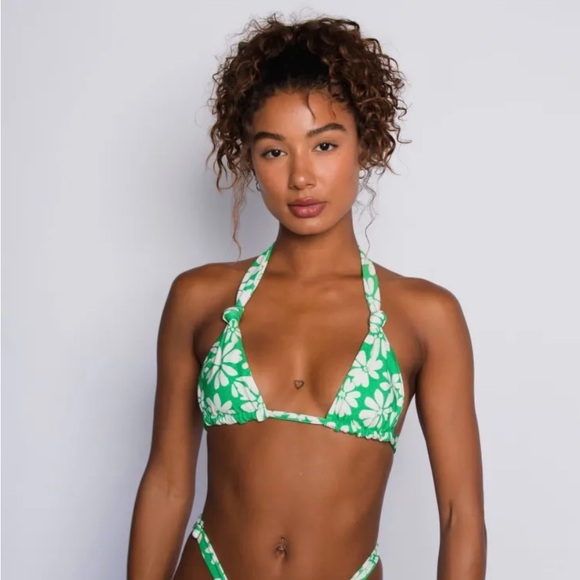 Skatie Green and White Floral Bikini - Picture 4 of 5